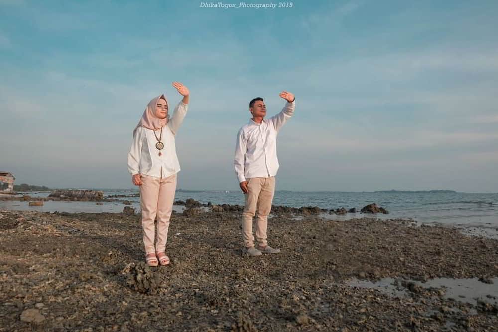 15 Foto Prewedding Kekinian Unik Islami Casual Romantis