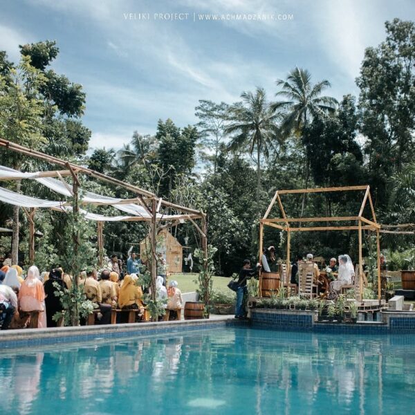 √ 20+ Inspirasi Dekorasi Pernikahan Unik Kekinian (Tren 2021)